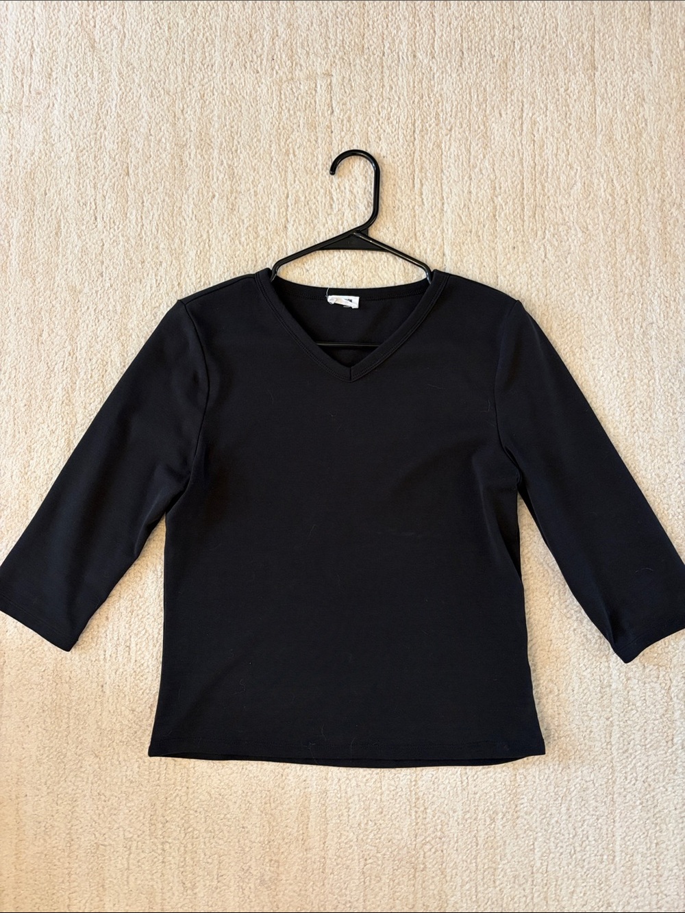 Cotton On V-Neck 3/4 Sleeve Tee